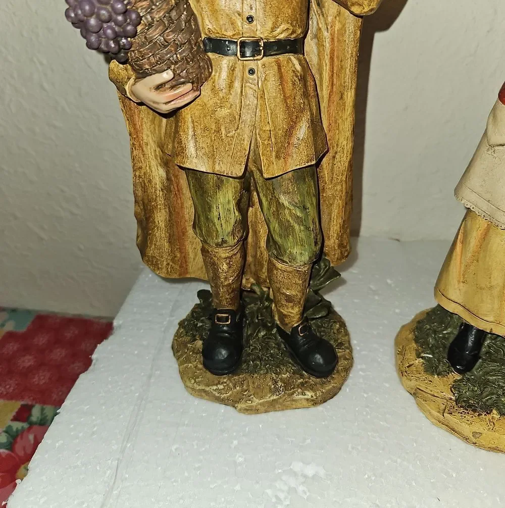 Harvest Pilgram Figurines Thanksgiving Decorative Table Decor Set